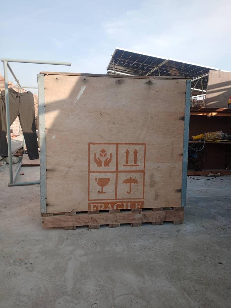 cargo box 1