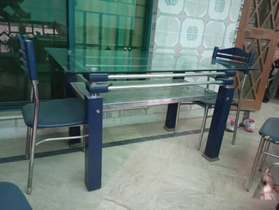 Dining table 6 seater