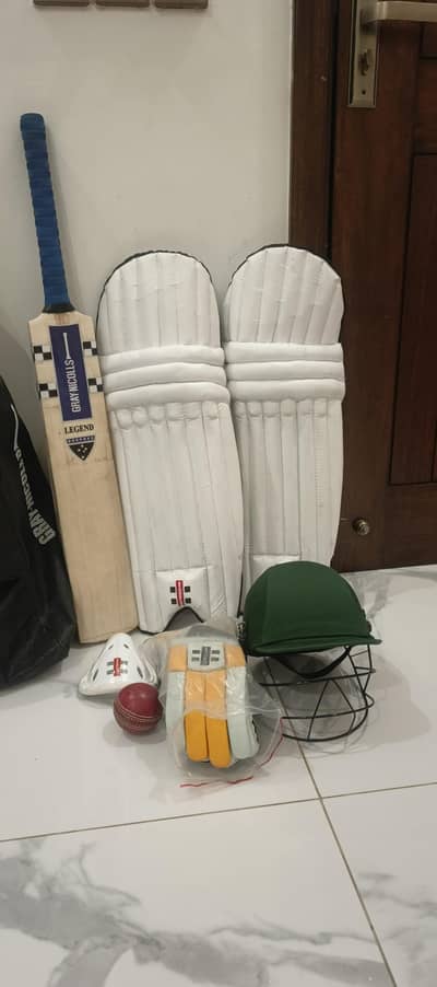 Gray nicholls cricket kit 1 time used