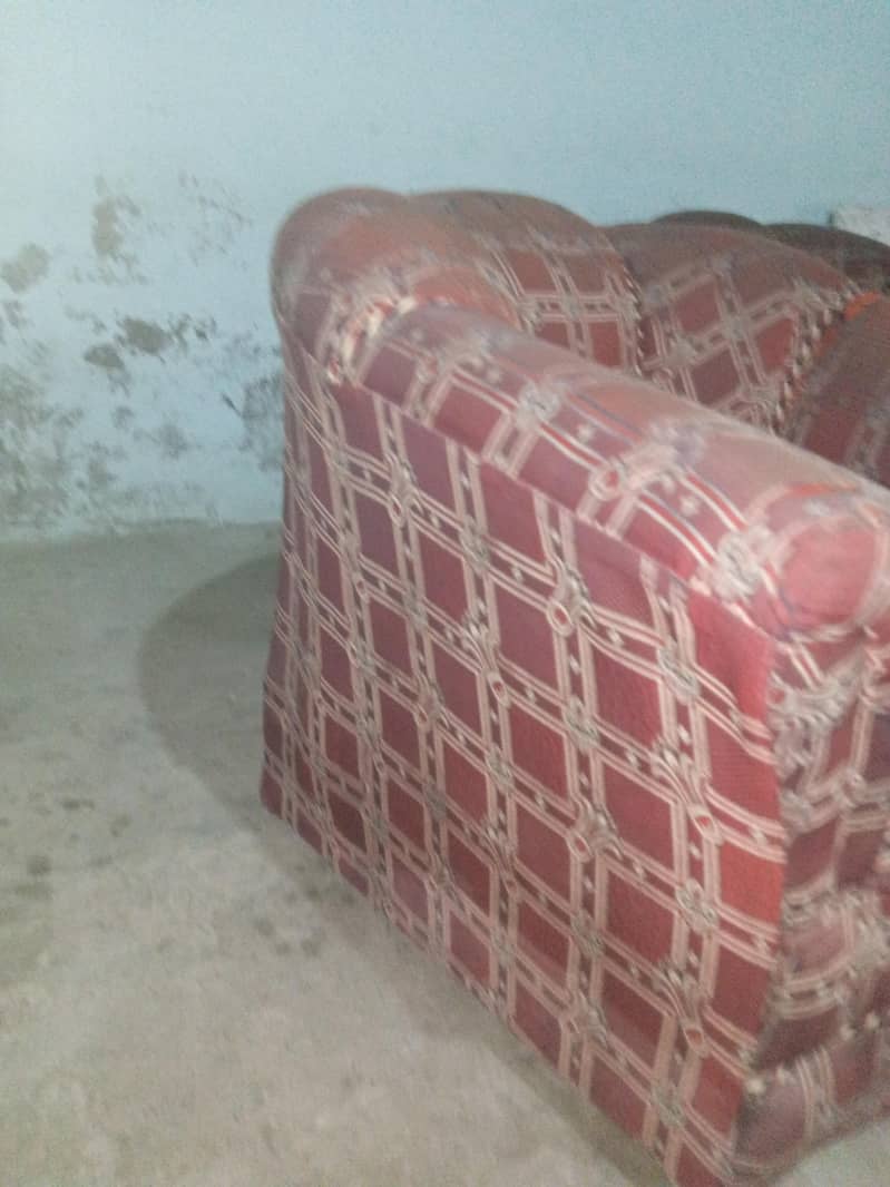 2 single sofa 10