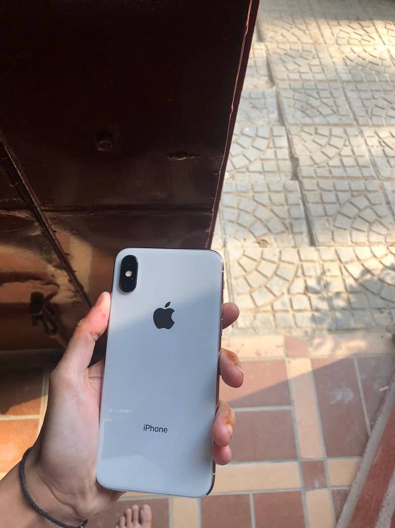 iPhone X 6