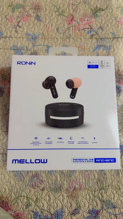 Earbuds Ronin mellow for sale just box open