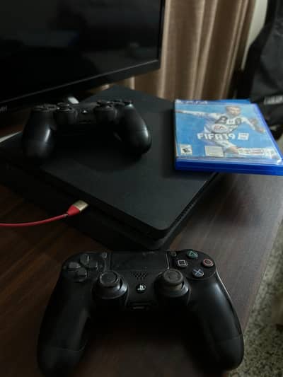 Mint Ps4 slim for sale
