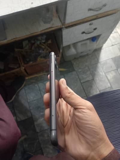 iPhone 11 JV 64 GB SIM TIME K SATH