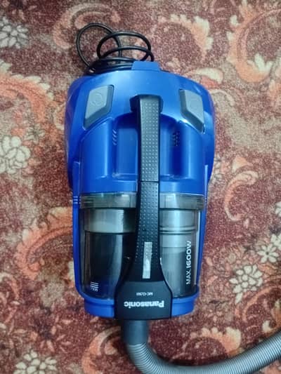 Carpet cleaner machine