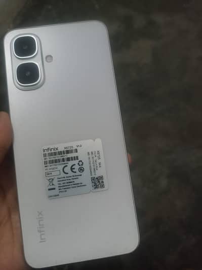 Infinix smart 10 mobile memory 4 64 lush condition