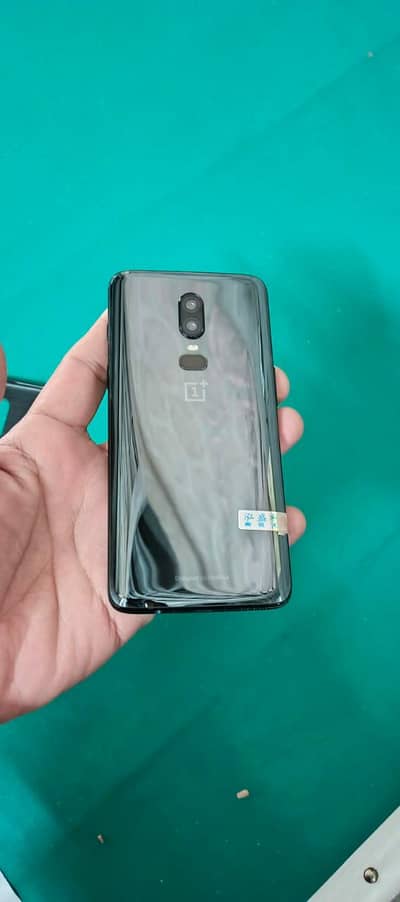 one Plus 6. ram 6/64GB . 03089200829.