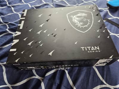 MSI Titan 18 HX