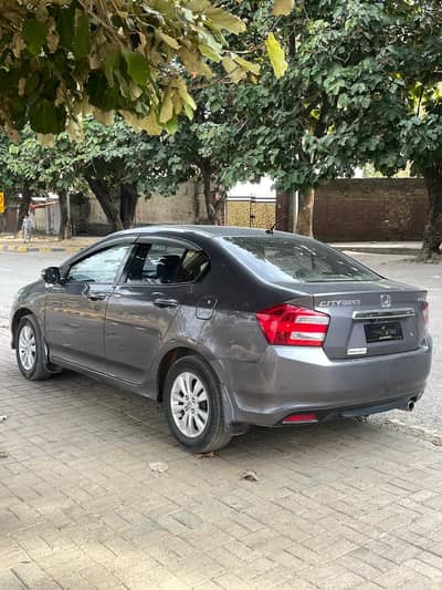 Honda city total genuine condition