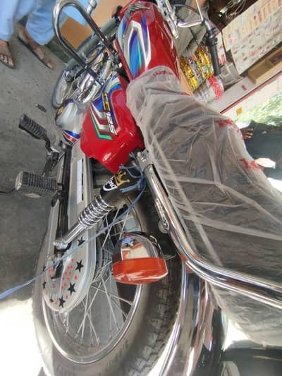 Honda 125 Fresh Pease Motorcycle