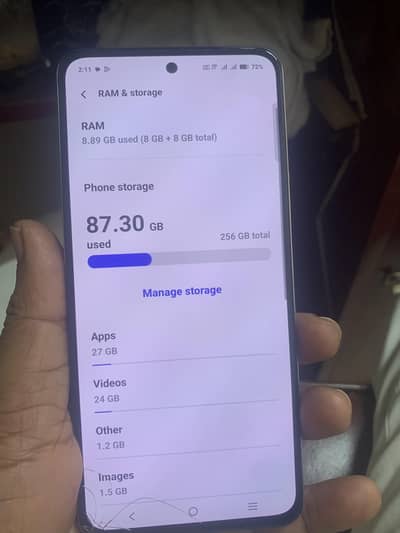 I am selling my Vivo Y200.8/256