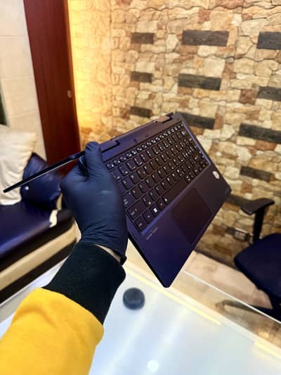 Laptop i7 11th Gen Touch Screen 360 Rotatable