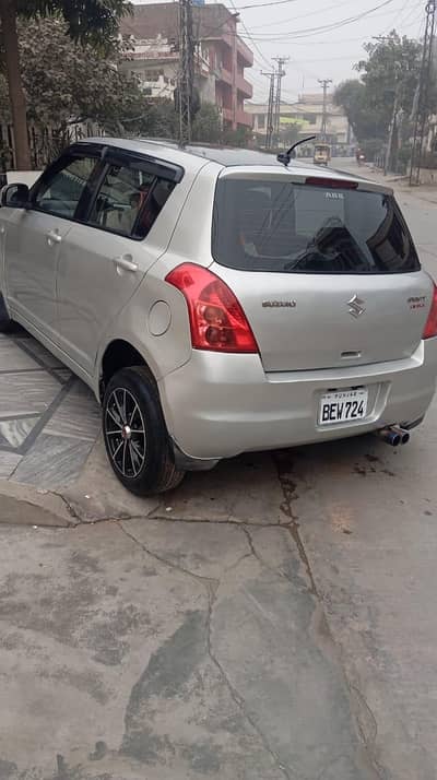 suzuki swift 2012 model DLX