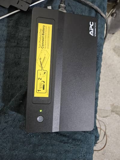 APC Easy UPS 650VA 230V