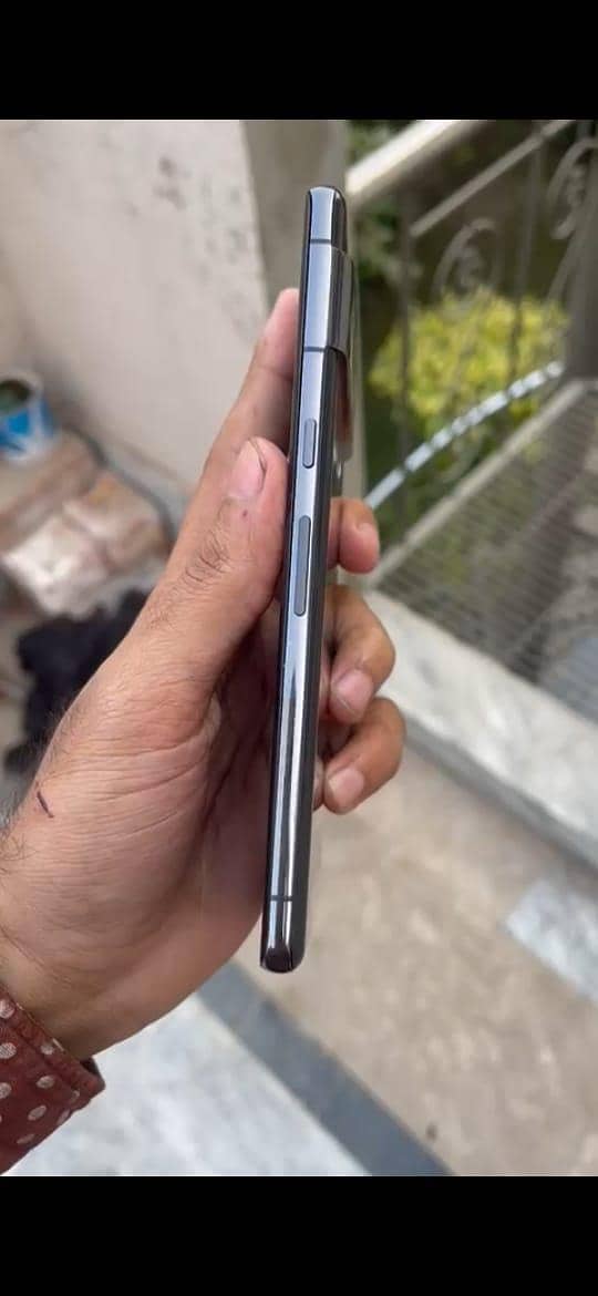 Google Pixel 7 Pro 4