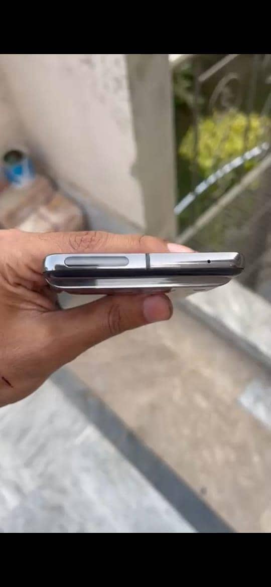 Google Pixel 7 Pro 6