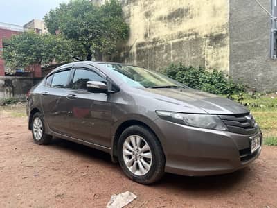 Honda City Aspire 1.5 Automatic 2014 Model Excellent Condition