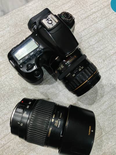 canon 60d with 70-300 and 28-80 lens 0/3/3/2/4/4/8/4/7/4/3