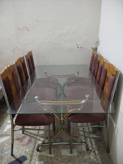 I want to sell dinning table brand new condition