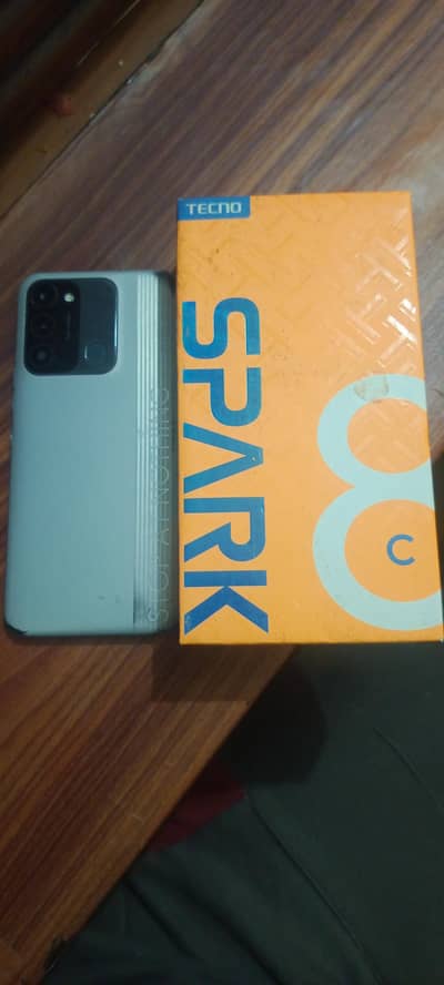 TECNO SPARK 8C
