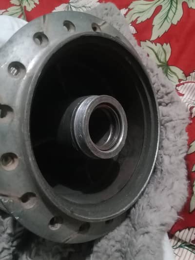 125 Back hub