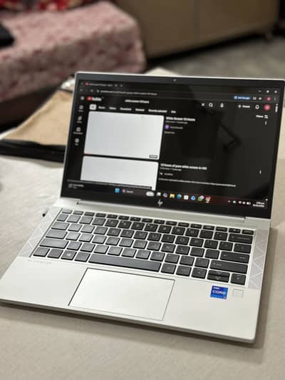 HP EliteBook 830 G8 – Intel Core i7 (11th Gen) – 16GB RAM