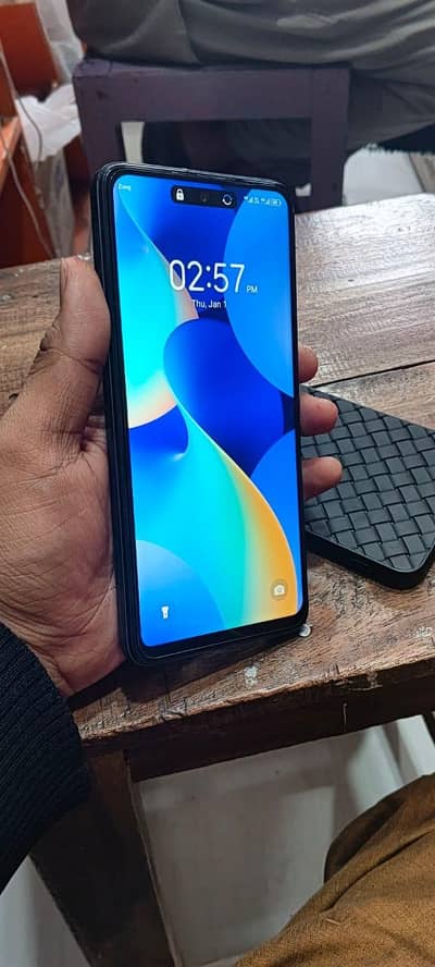 Tecno spark go2024
