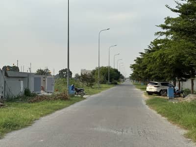 DHA Phase 8 S Block Premium 25.5 Marla Plot For Sale A Real Treat For Smart Investors Targeting Quick Gains Designer Home Builders Who Want To Craft A Signature Designer Project & Genuine People Looking To Build Their Dream Home.