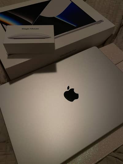 Apple MacBook Pro M3 – Advanced Performance Model