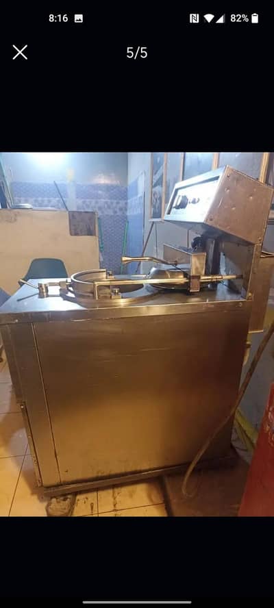 Amrekan  broast masheen  full size 100% ok