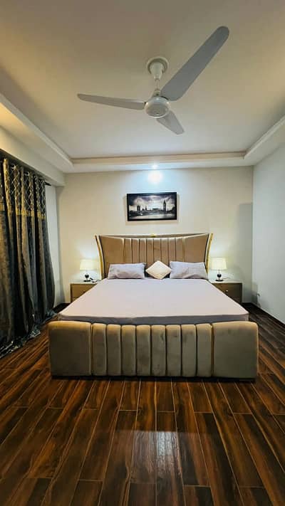 One bed apartment per day available Gulbarga green Islamabad