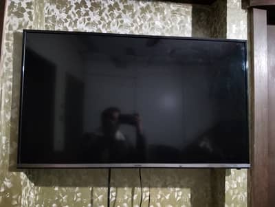 Haier LED TV LE428500 43" FOR SALE