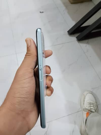 Y21A Box ORIGINAL charger