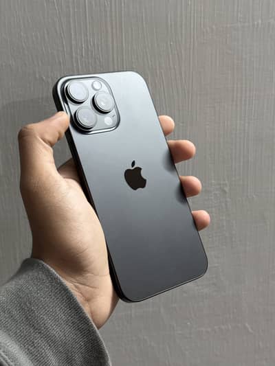 Apple iPhone 16 Pro Max