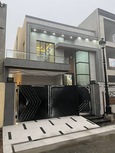 Luxury 10 Marla Brand New House For Sale at Prime Location Of Lake City Raiwind Road Lahore