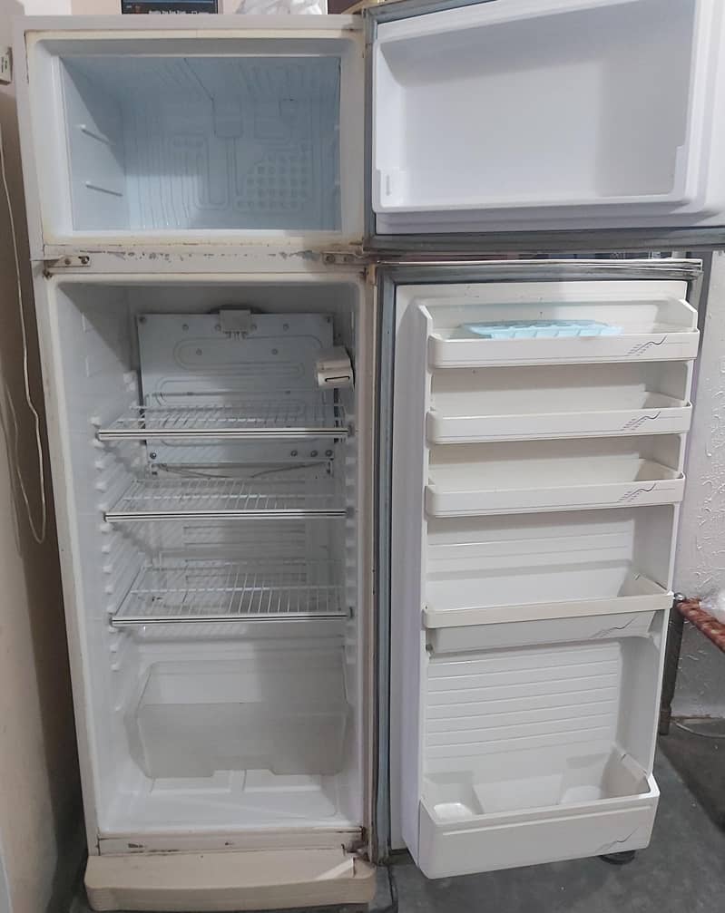 Fridge 0