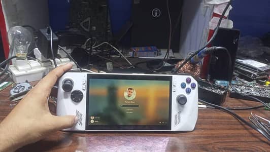 Asus ROG ally z1 extreme  for sale in parts