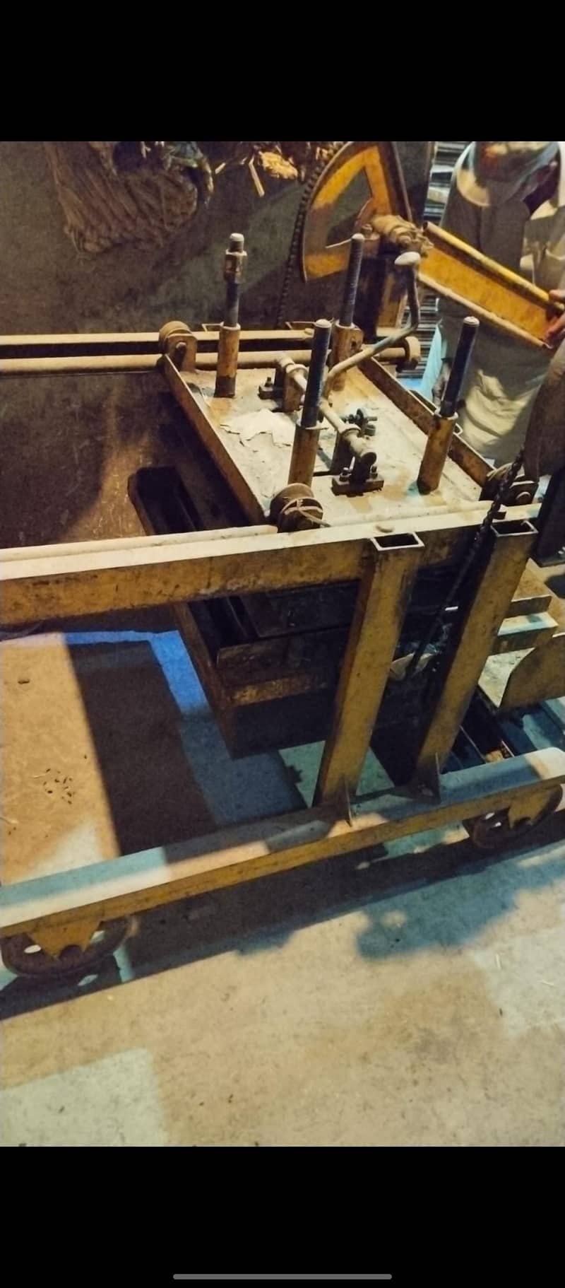 Block making machine 4