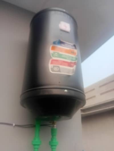 16000 /20 days used Electric geezer for sale