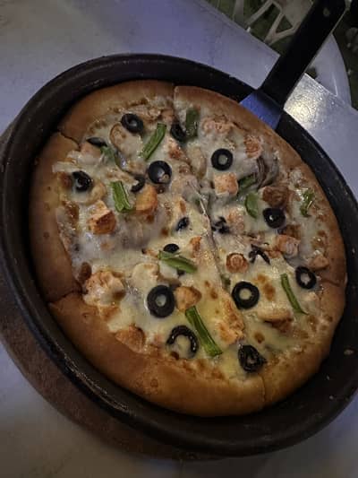 Pizza karigar and cheff