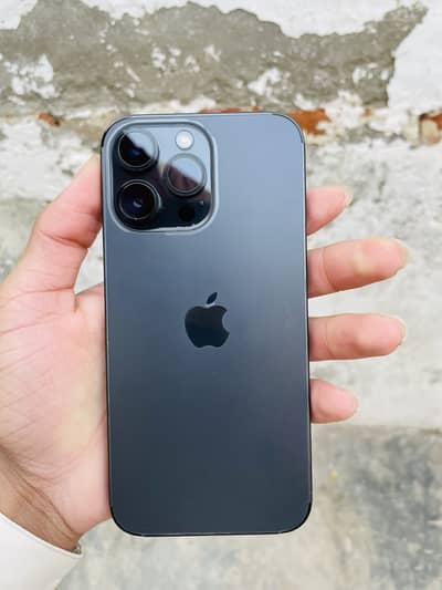 14 Pro Max 256gb contact me: 03042406699