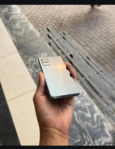 all ok ha Vivo v21e no open no repair with box and charger