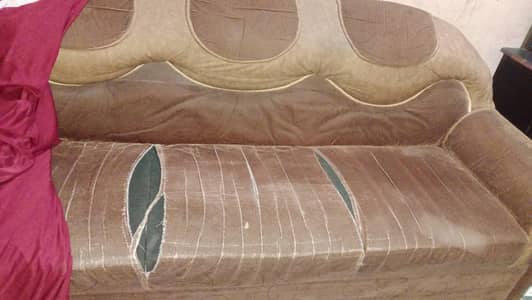 used 7 seater sofa condition is good