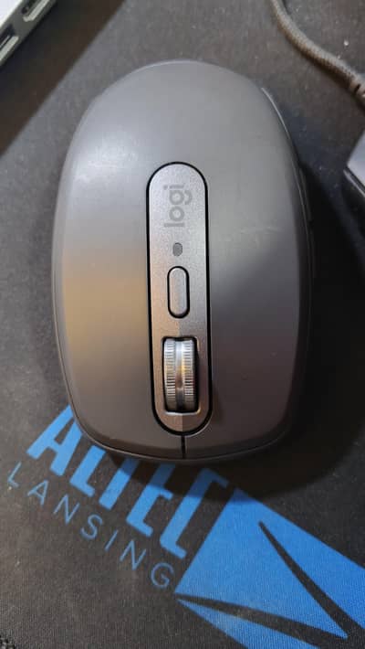 Logitech Anywhere 2s/3/3s Stock Available