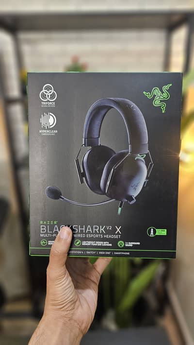 Razor Blackshark V2 X Box Packed Brand New