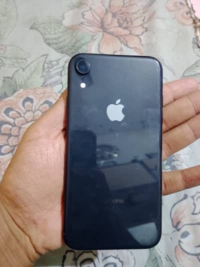 iPhone Xr contact me 03299432359