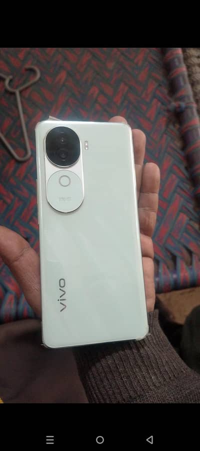 Vivo v40e pta approved lush condition