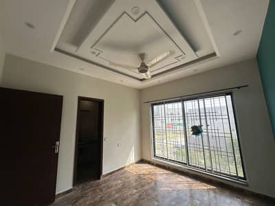 10 Marla House Available For Sale At Prime Location