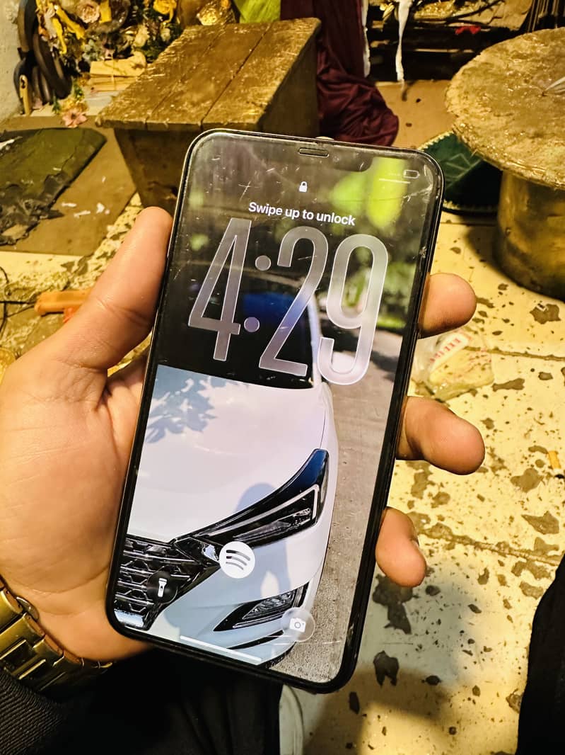 Iphone 11 pro max 1