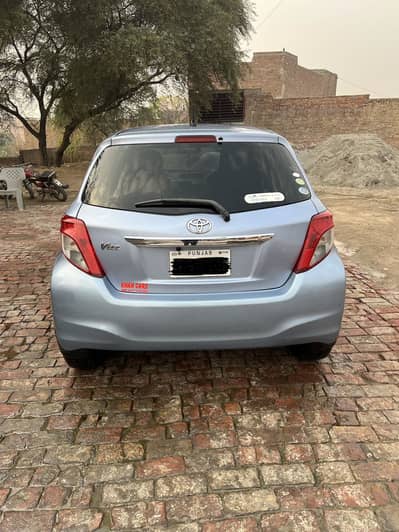 Toyota Vitz 1000cc